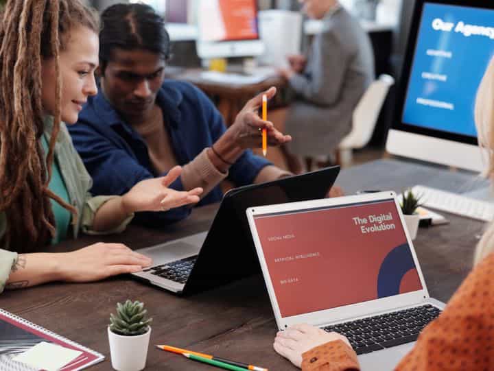 WordPress vs Adobe Experience Manager - Digital Asset Management (DAM) and AI Integration